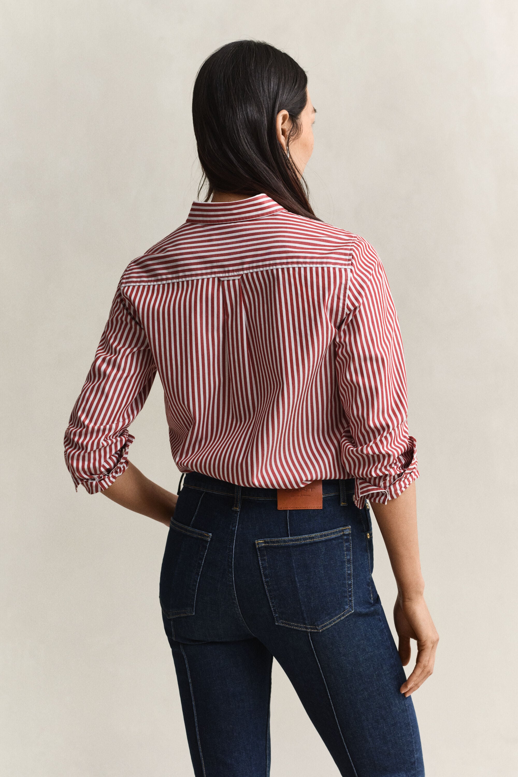 Regular fit ‑mitoitettu klassinen popliiniraitapaita