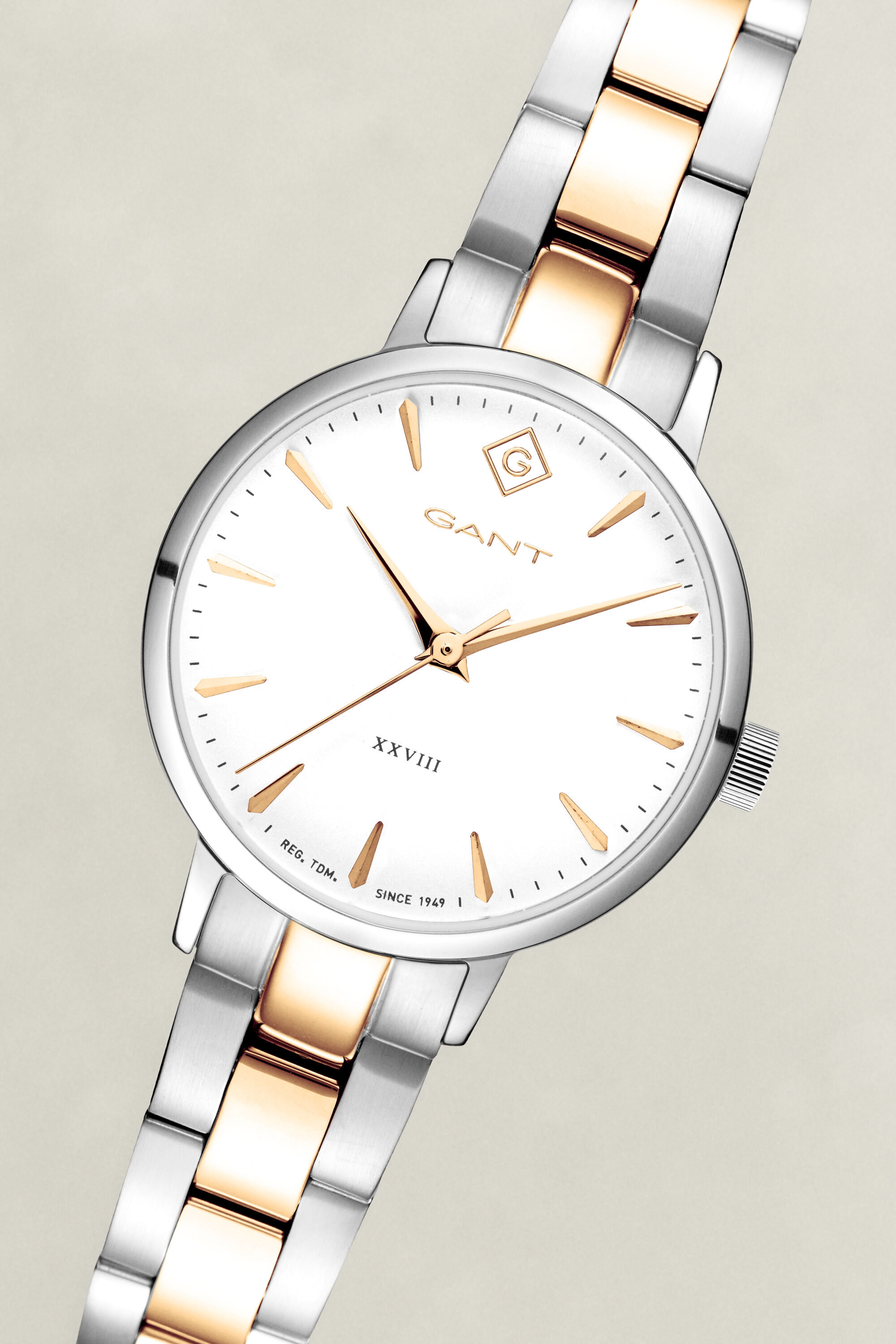 Park Avenue 28 ‑rannekello