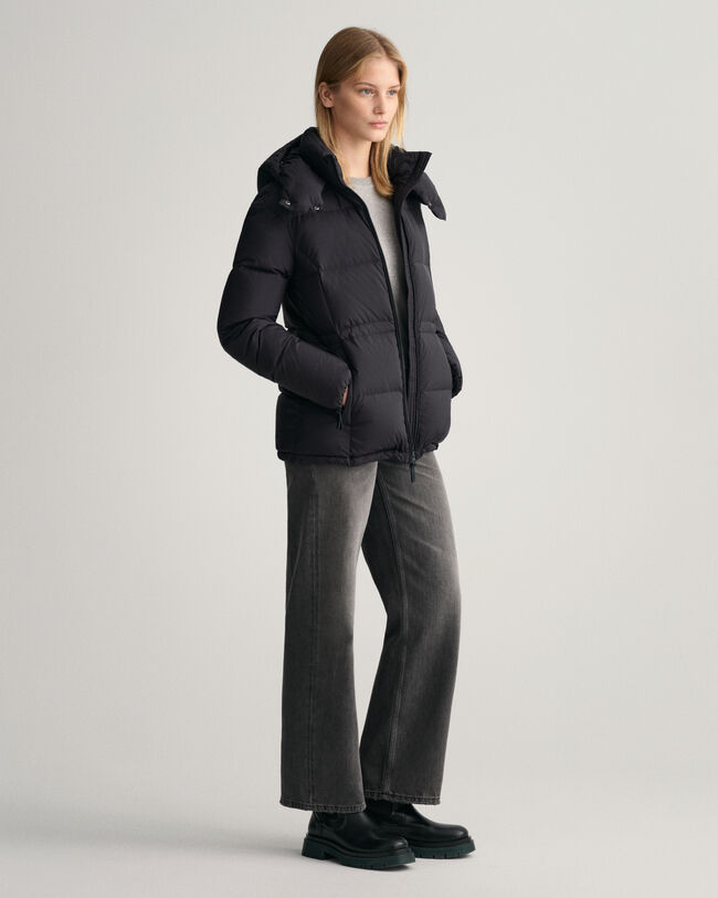 Puolipitk&auml; untuvatakki