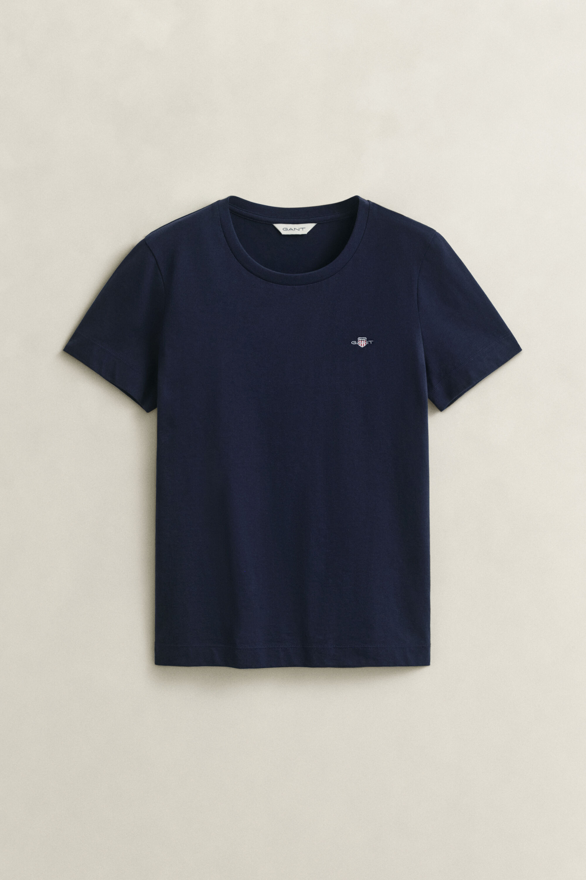 Shield-t‑paita