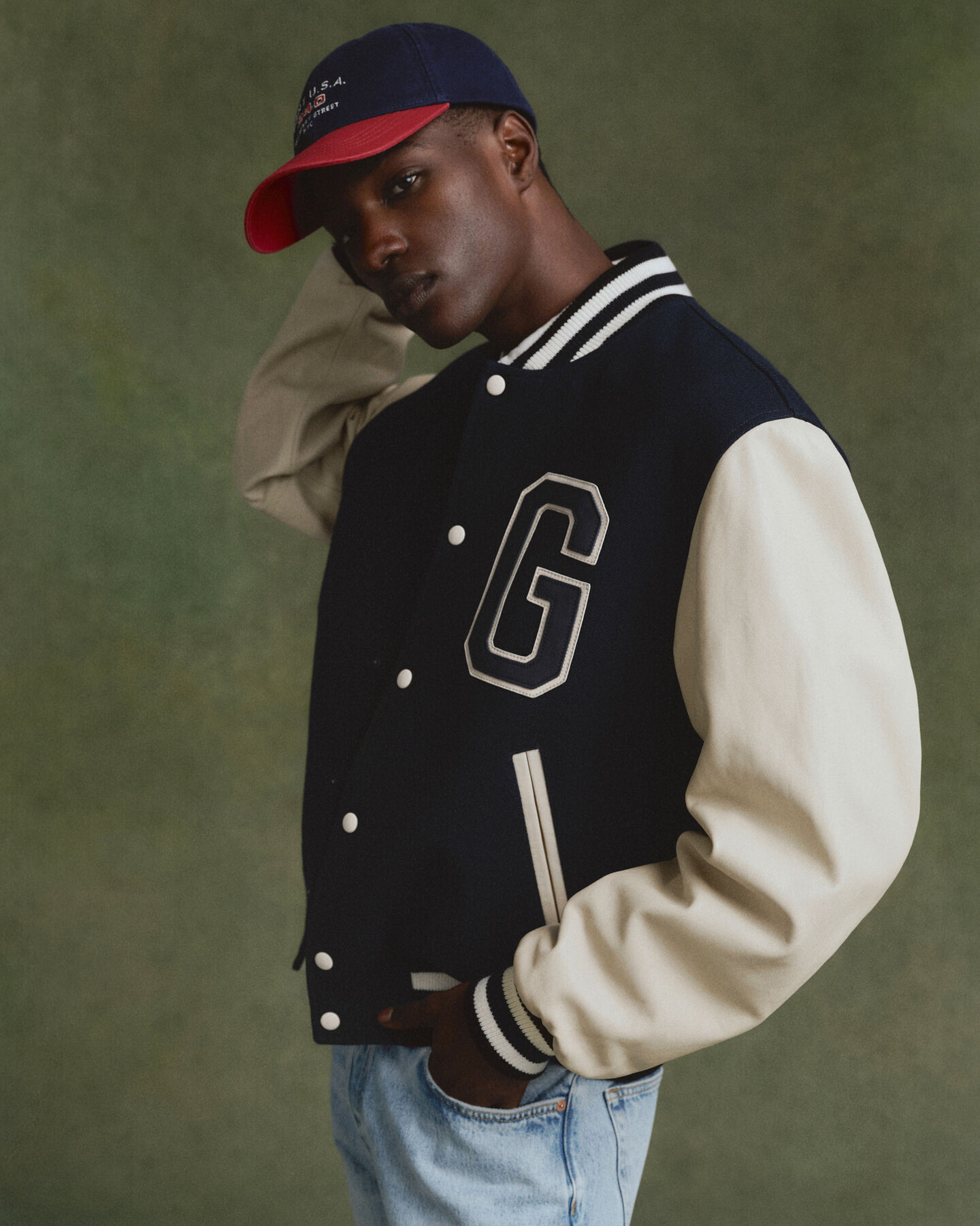 Varsity Jacket nahasta ja muista materiaaleista