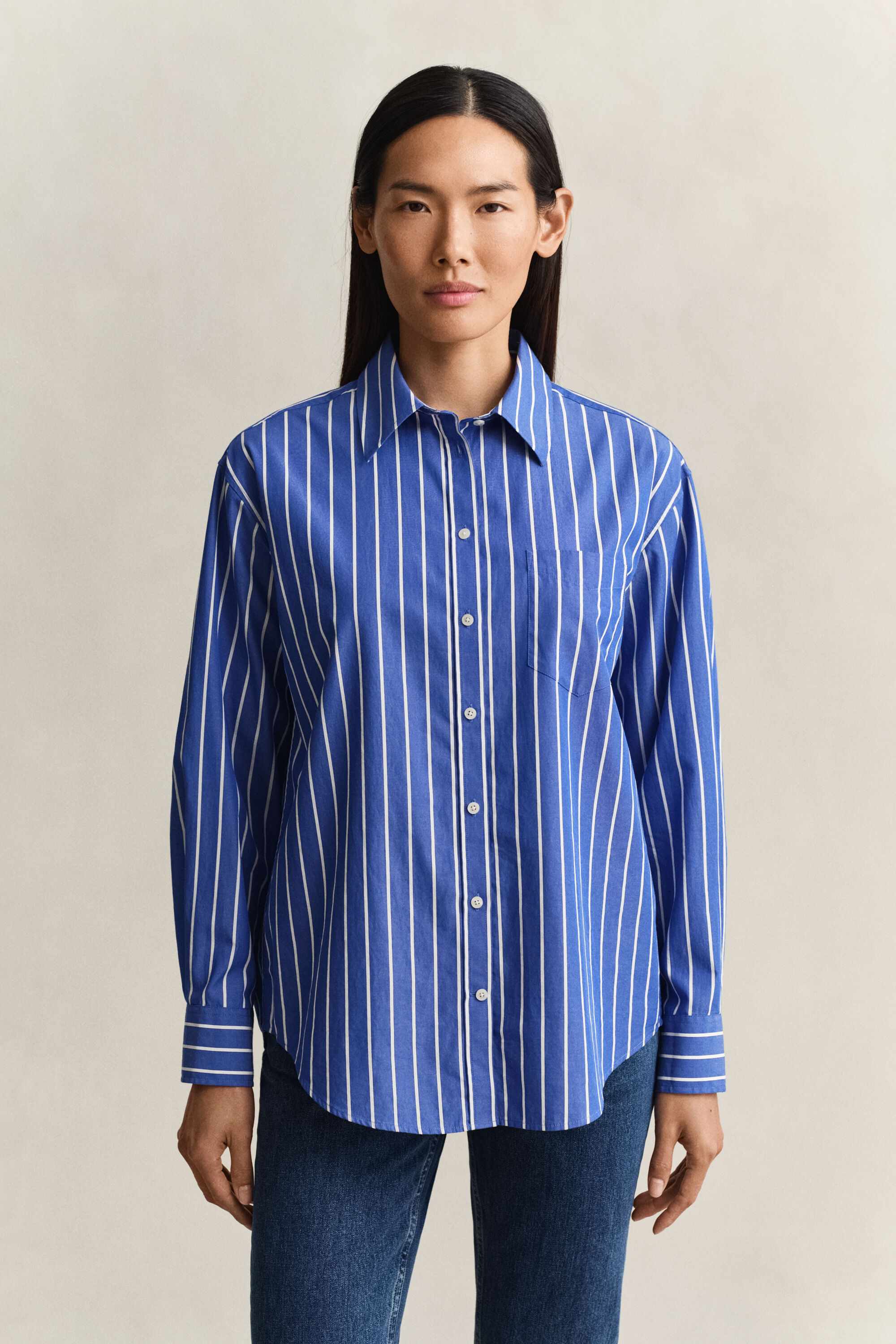 Relaxed fit ‑mitoitettu raidallinen Classic-popliinipaita