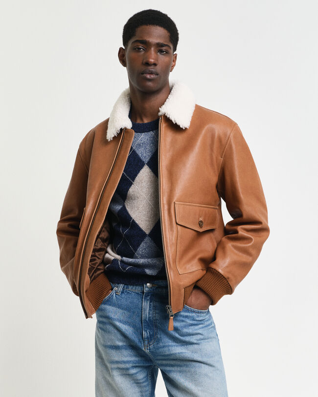 Nahkainen lentäjäntakki