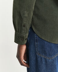 Regular fit ‑mitoitettu vakosamettipaita