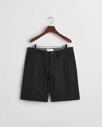 Slim&nbsp;fit ‑mitoitetut tvillishortsit