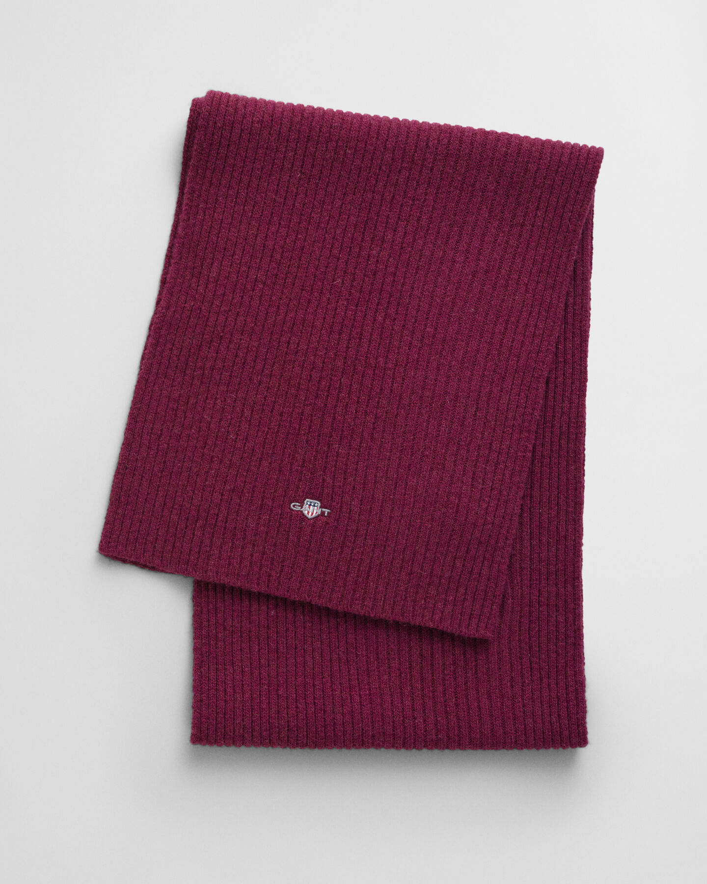 Teens-malliston neulottu Shield-villakaulaliina