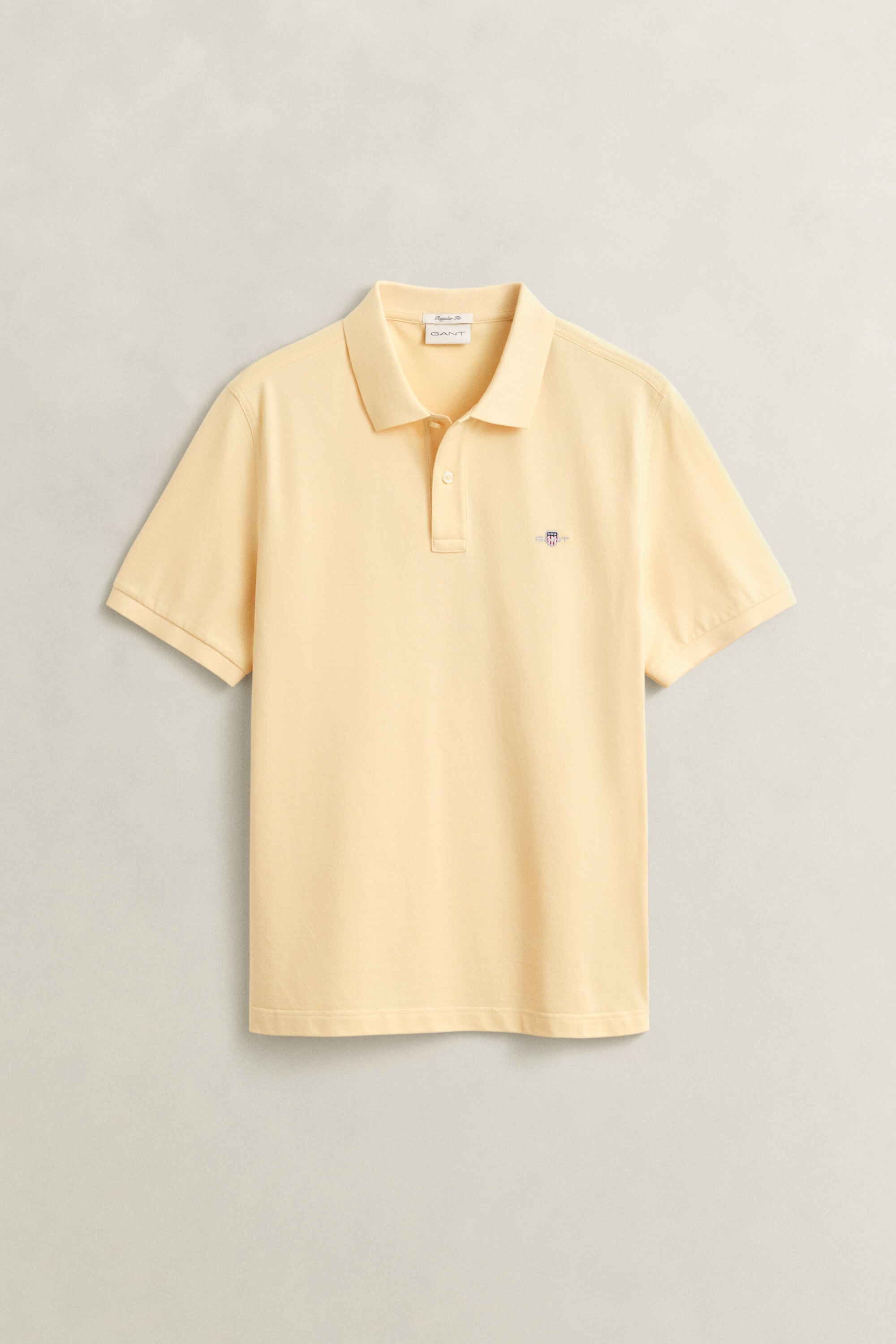 Regular fit ‑mitoitettu pikeepaita
