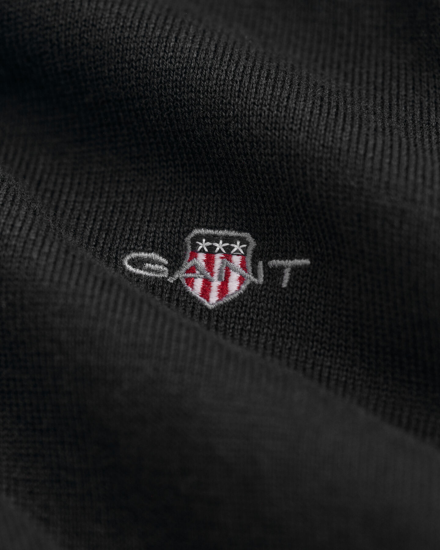 Klassinen puuvillaneulepusero, v-pääntie