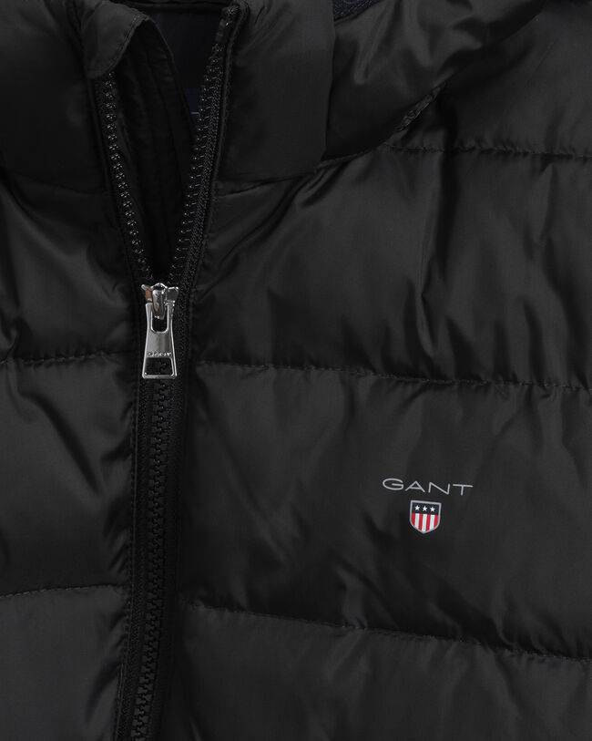 Teens-malliston kevyttoppatakki