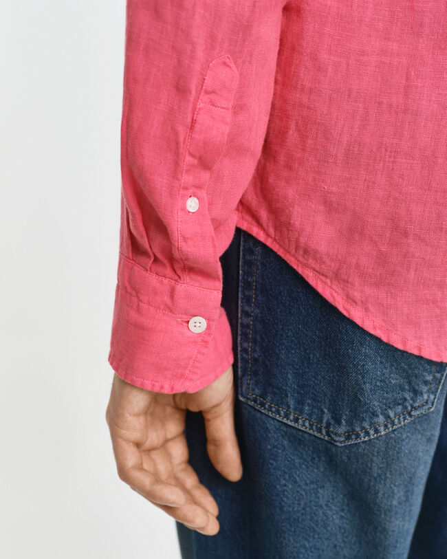 Regular fit ‑mitoitettu valmiina värjätty pellavapaita