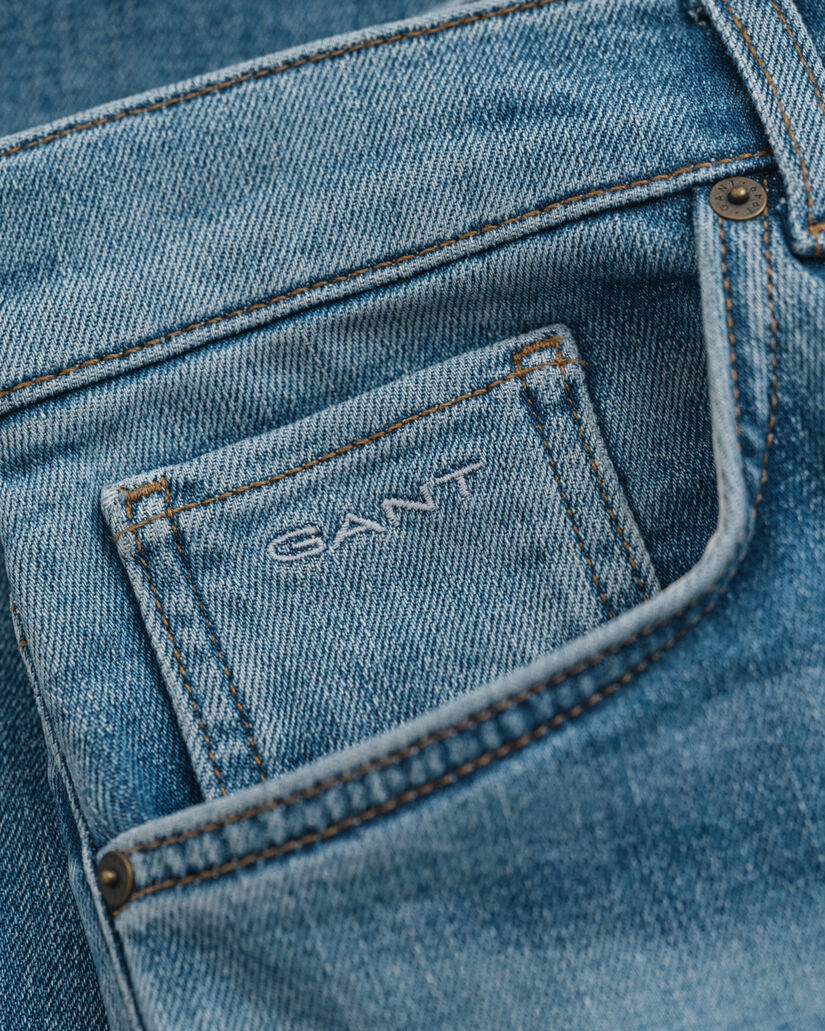 Teen Boys ‑malliston suorat farkut