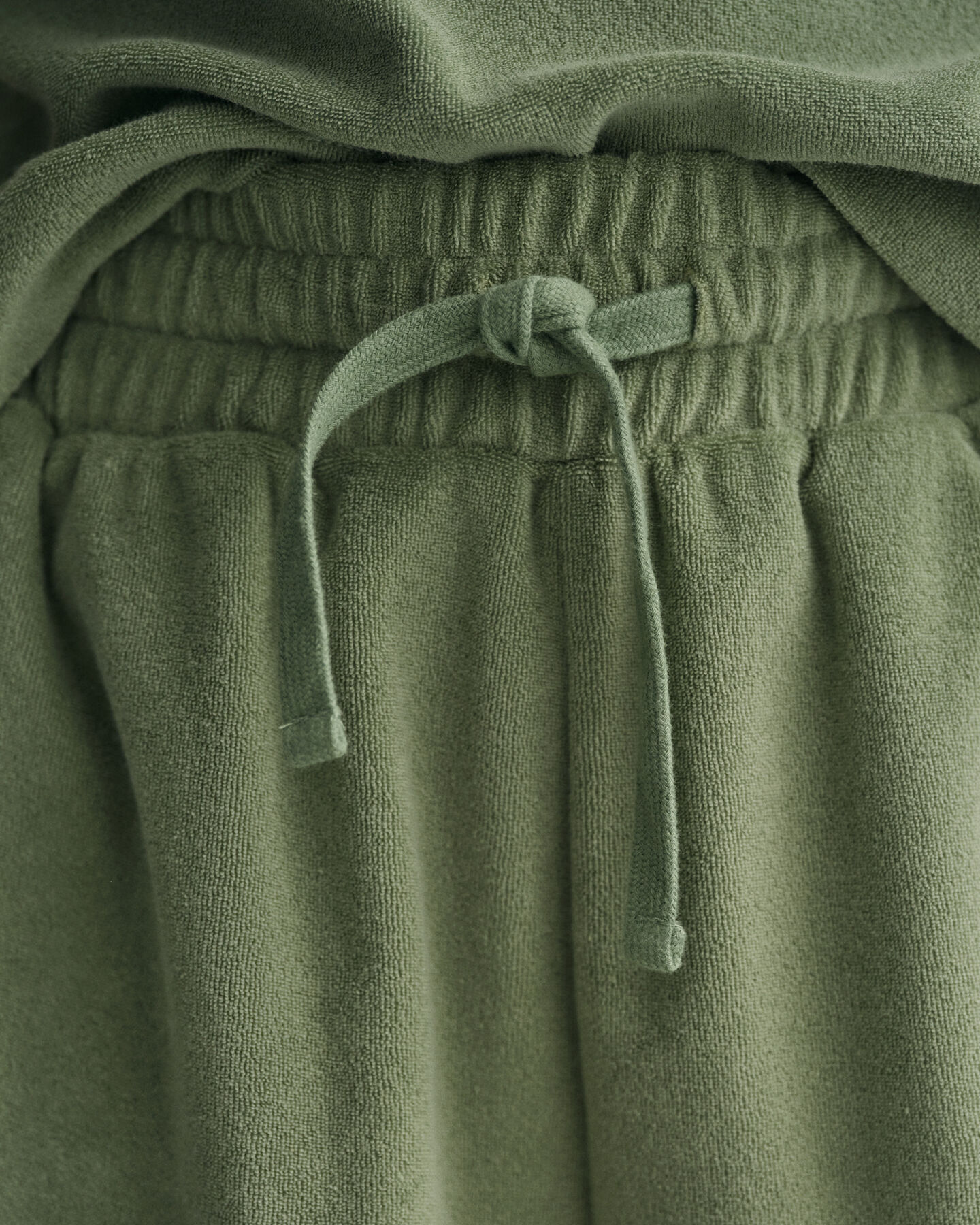 Teen Girls -malliston korkeavy&ouml;t&auml;r&ouml;iset Terry Cloth -shortsit