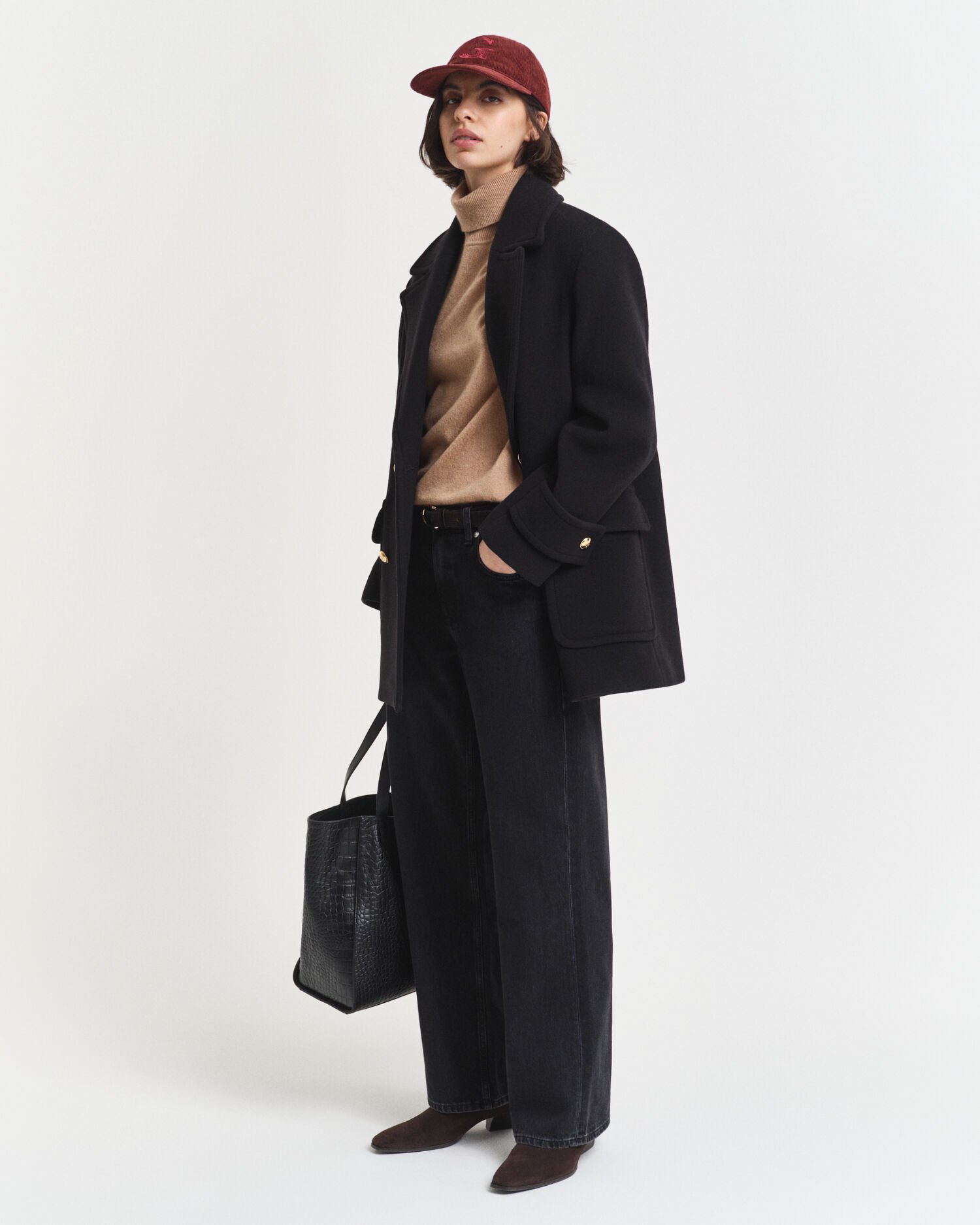 Relaxed fit ‑mitoitetut farkut