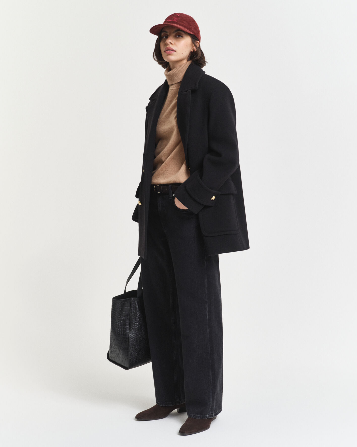 Relaxed fit ‑mitoitetut farkut