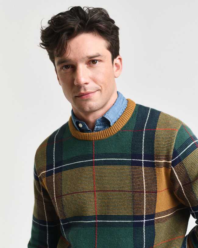 Ruudullinen neule, py&ouml;re&auml; p&auml;&auml;ntie