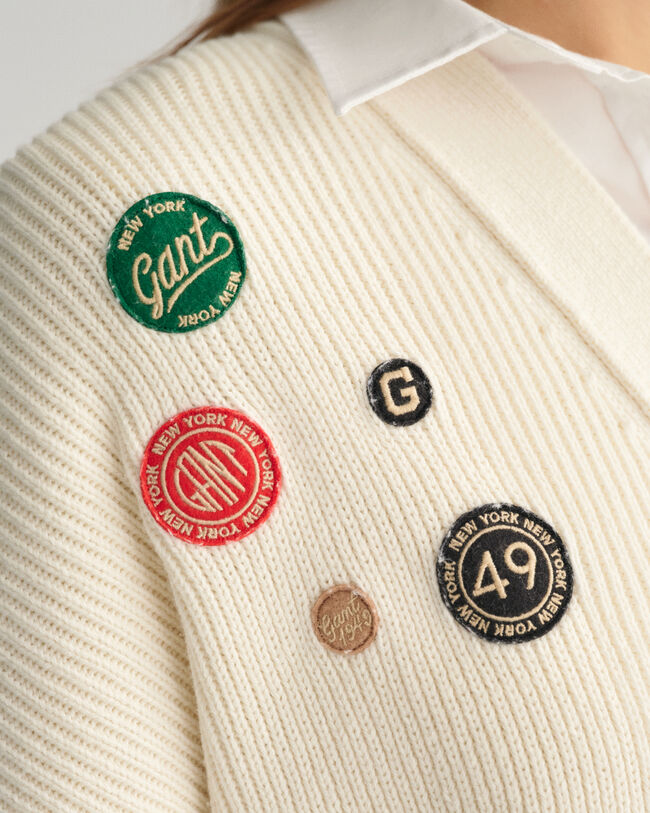 Lyhyt GANT Varsity ‑neuletakki