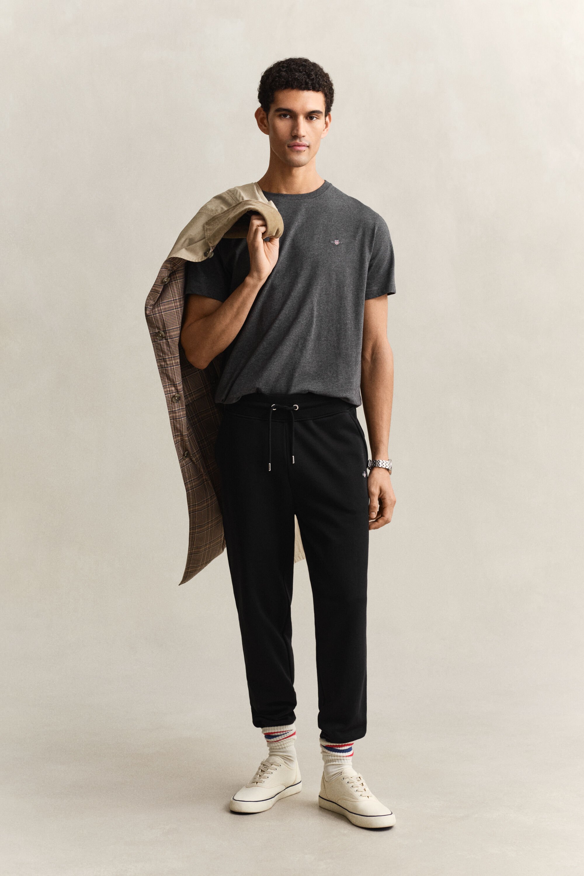 Shield-collegehousut