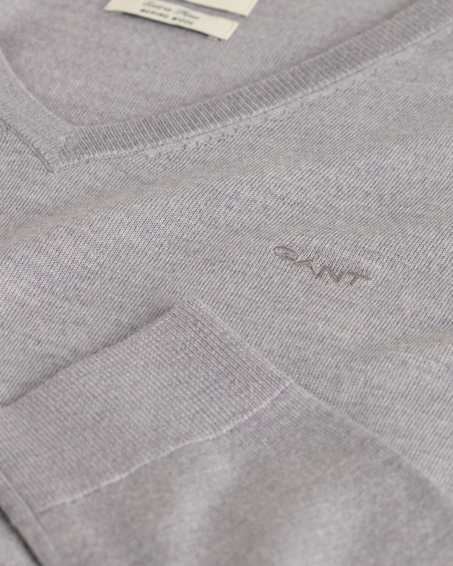 Ohut merinovillaneule, v-pääntie