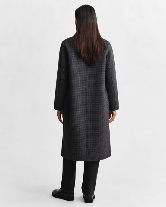 Ruudullinen käsin tikattu takki