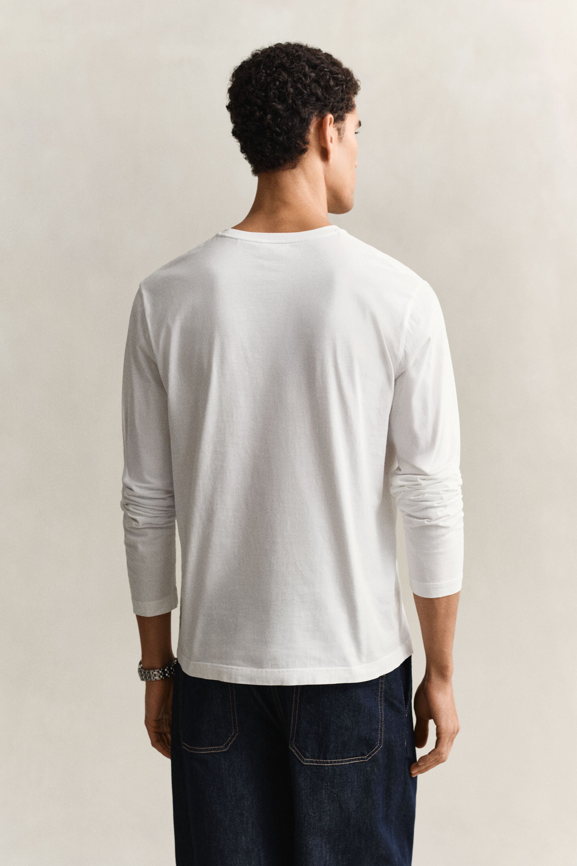 Pitkähihainen Shield-t‑paita