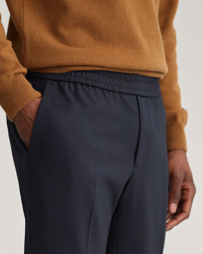 Slim fit ‑mitoitetut Hallden-tvillijoggerit