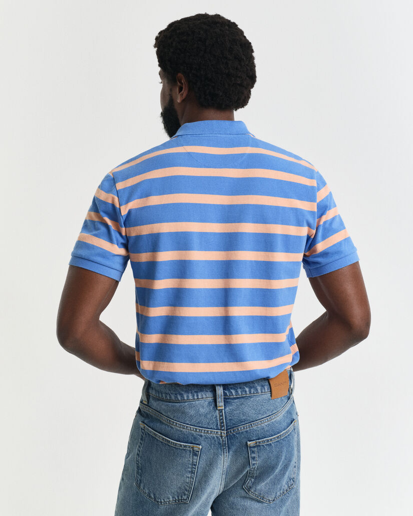 Raidallinen pikeepaita