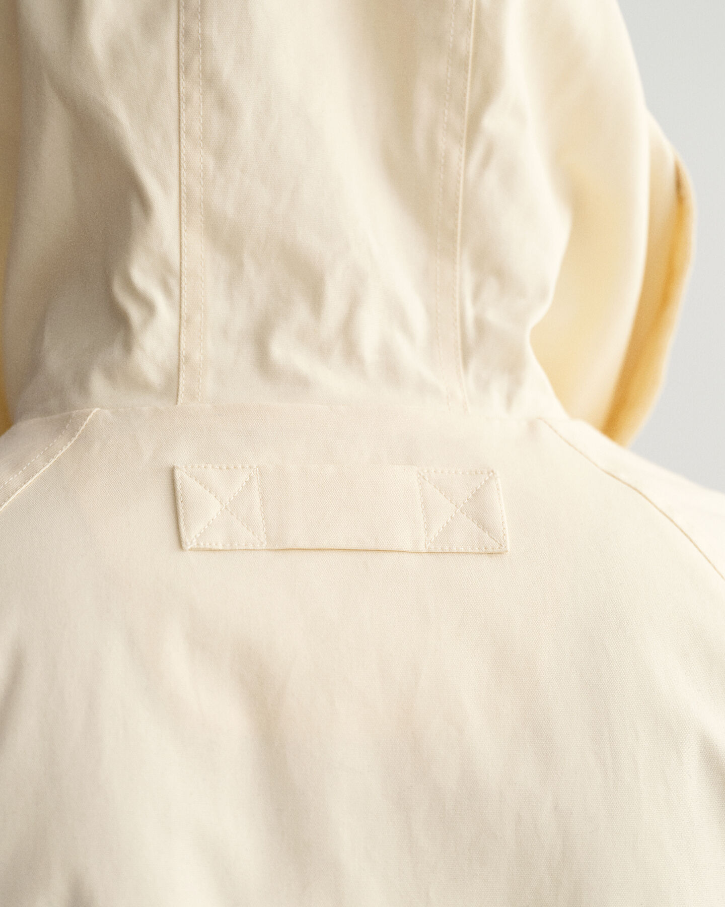 Vahapintainen anorakki