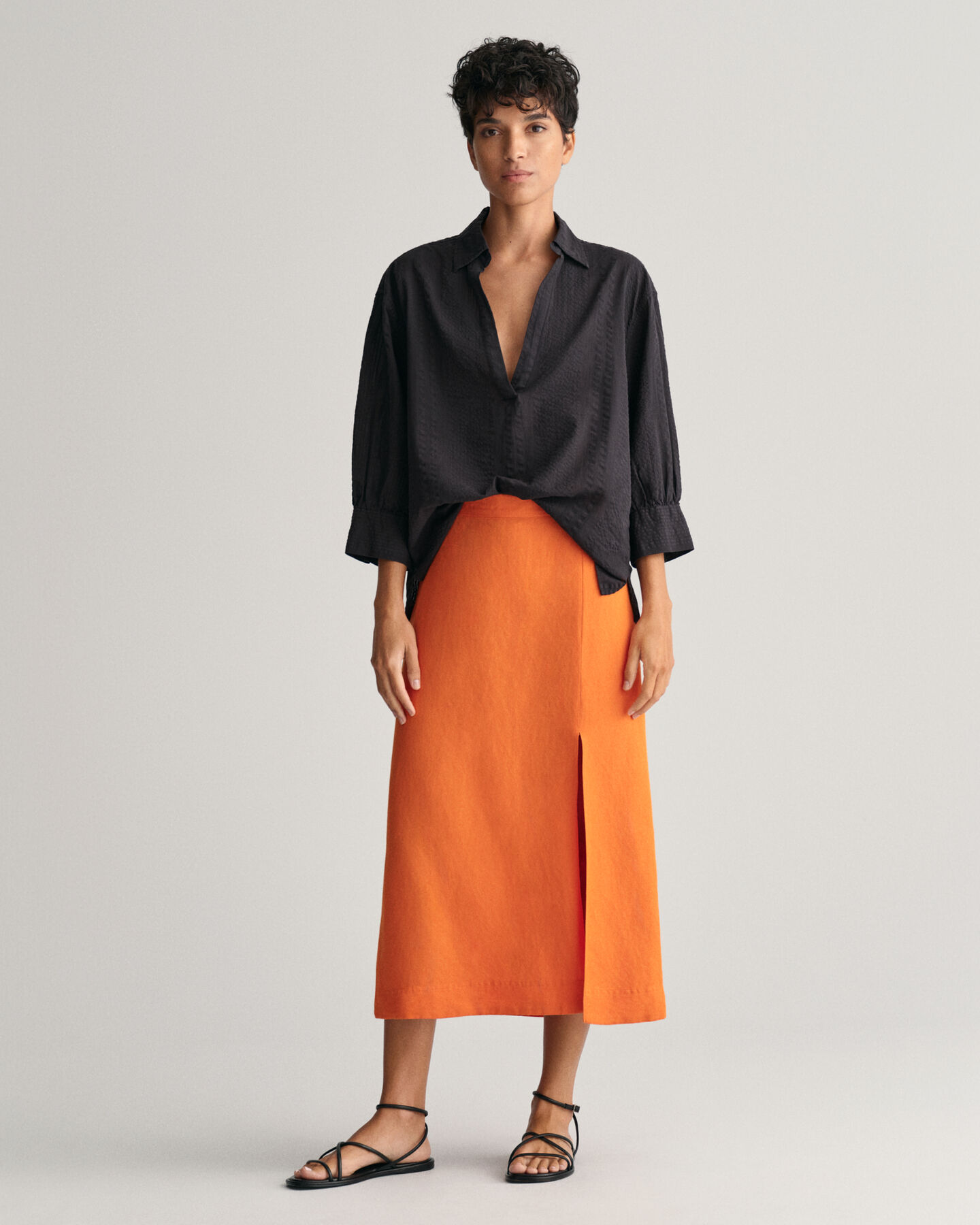 Pellavasekoitteinen midihame