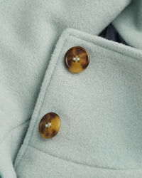 Lyhyt villakangastakki