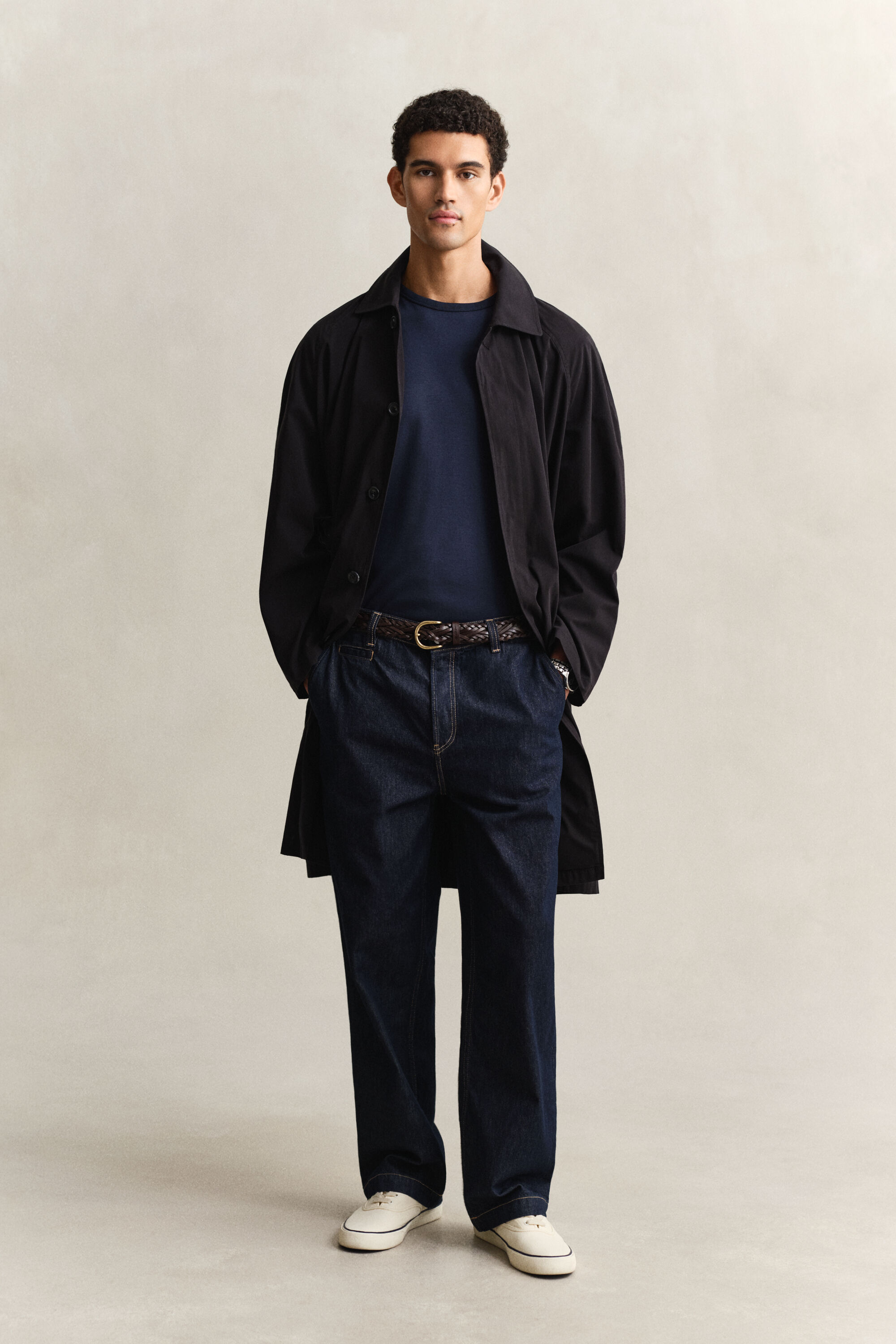 Collegeneulos-t‑paita