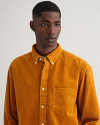 Relaxed fit ‑mitoitettu Heavy Washed ‑vakosamettipaita