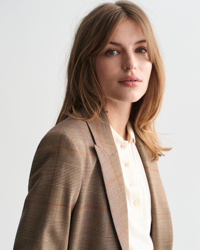 Regular fit ‑mitoitettu ruudullinen klubitakki