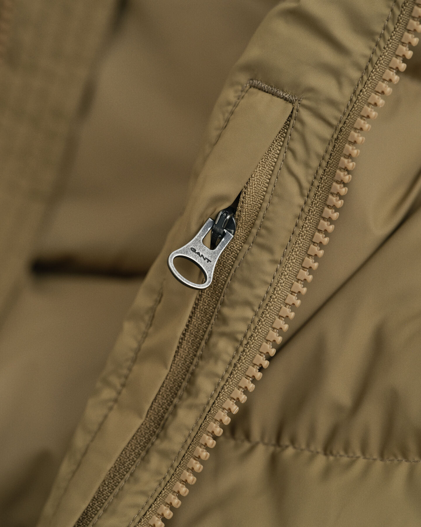 Active Cloud ‑liivi