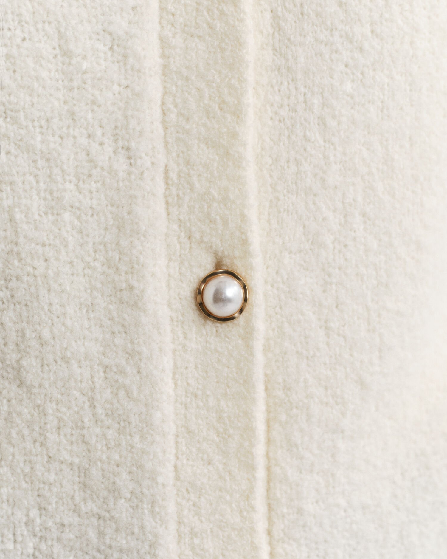 Bukleeneuletakki, pyöreä pääntie