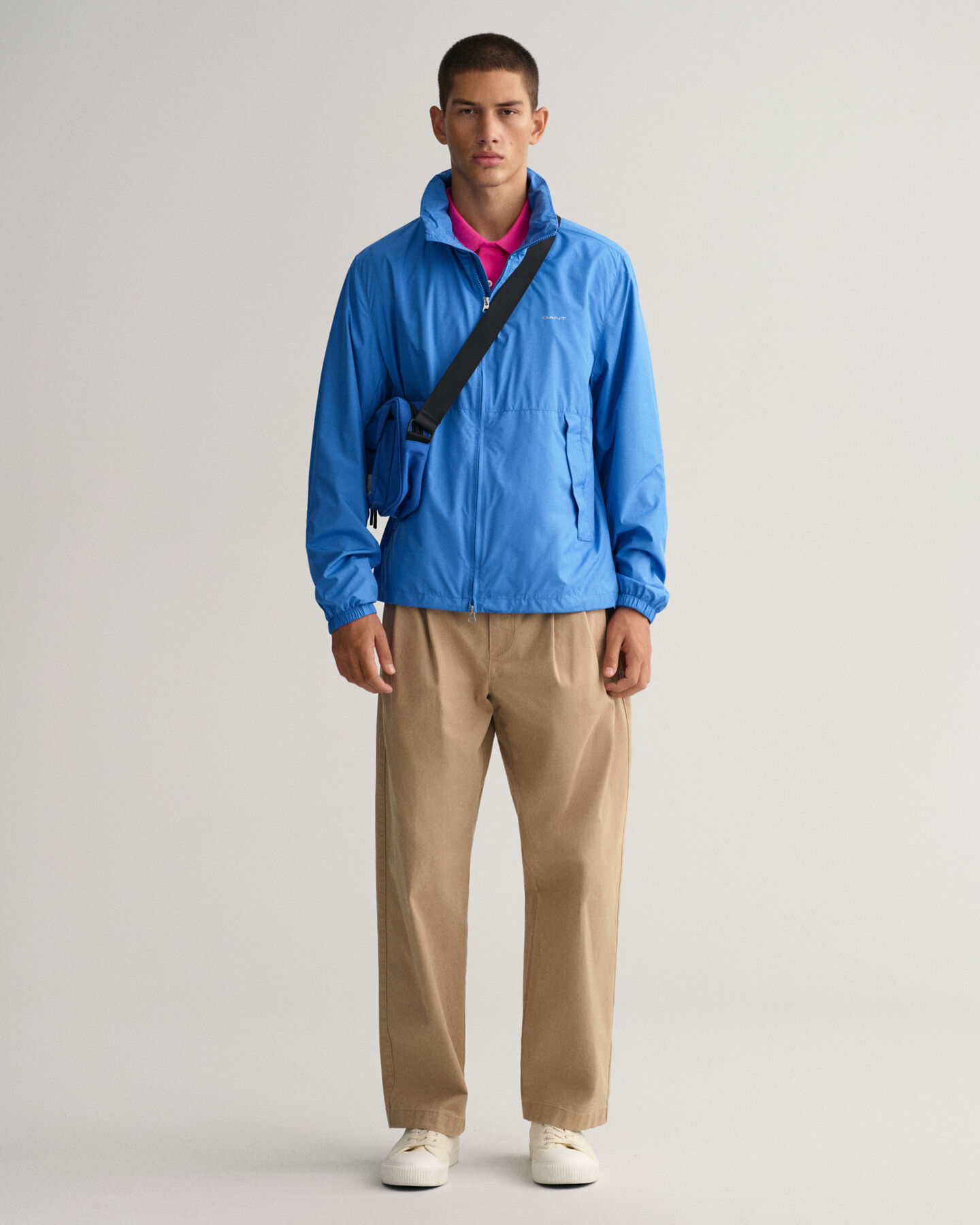 Kevyt Windshielder-kuoritakki