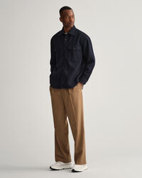 Villasekoitteesta valmistettu päällyspaita