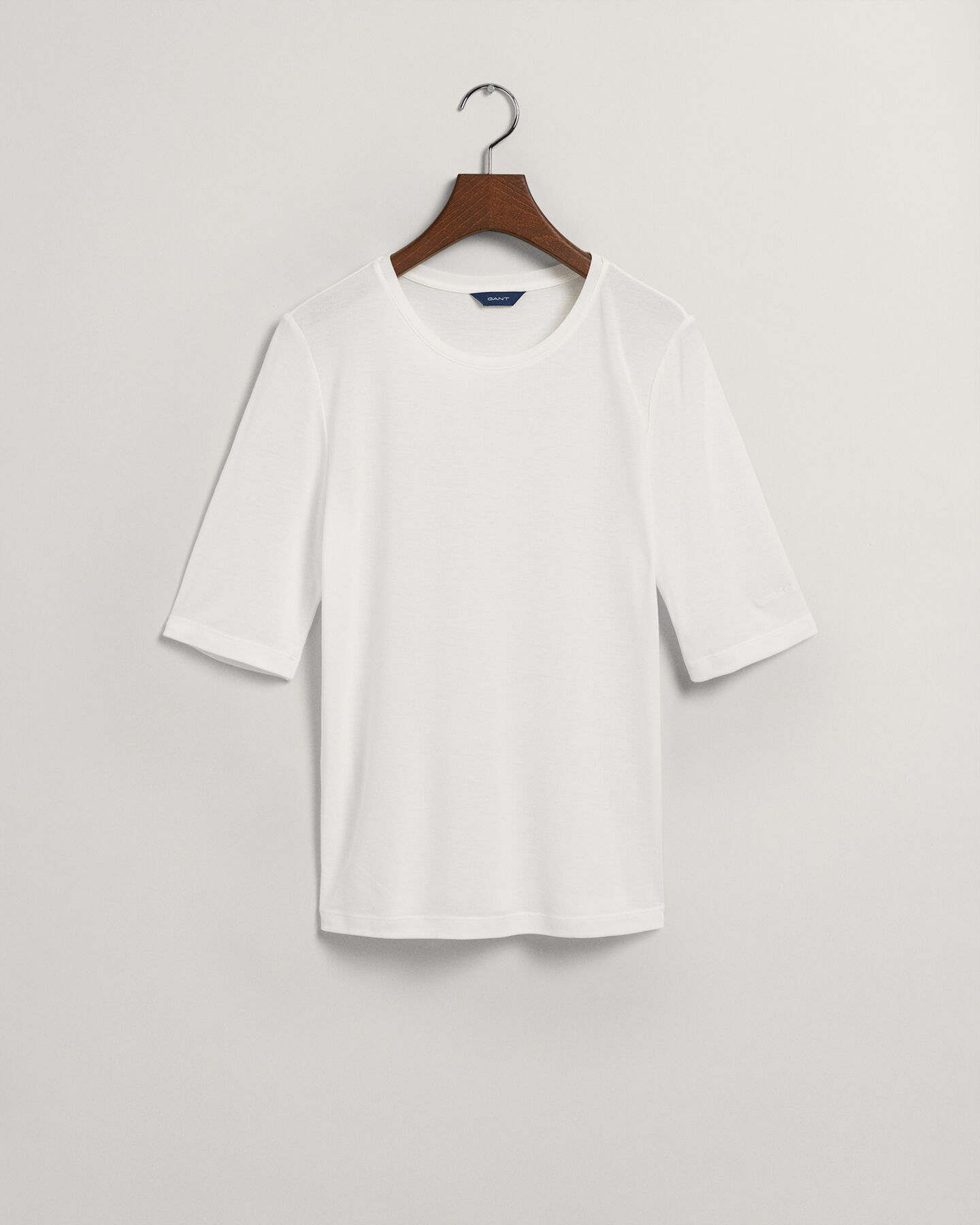 Keve&auml; t‑paita