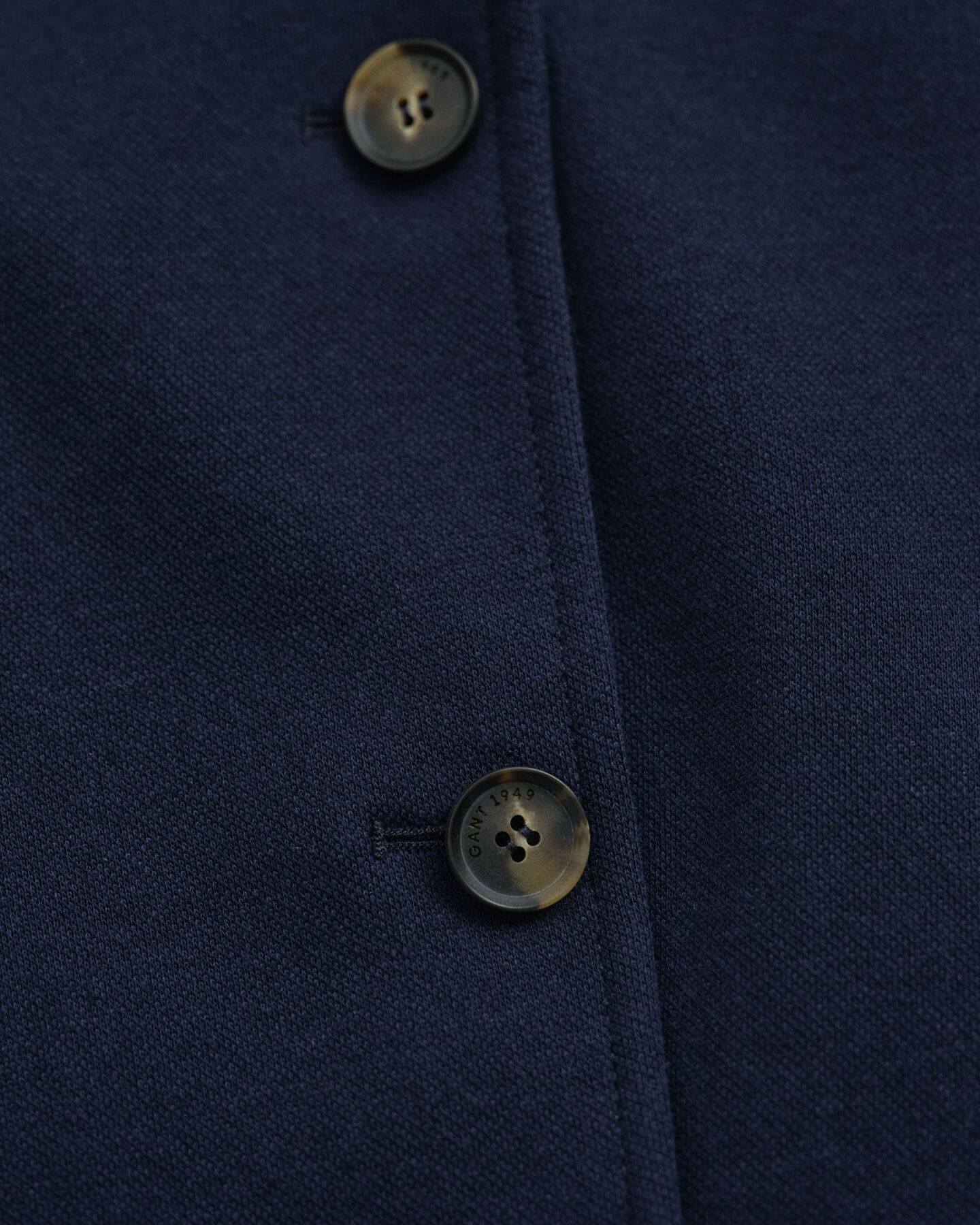 Slim fit ‑mitoitettu pikeebleiseri