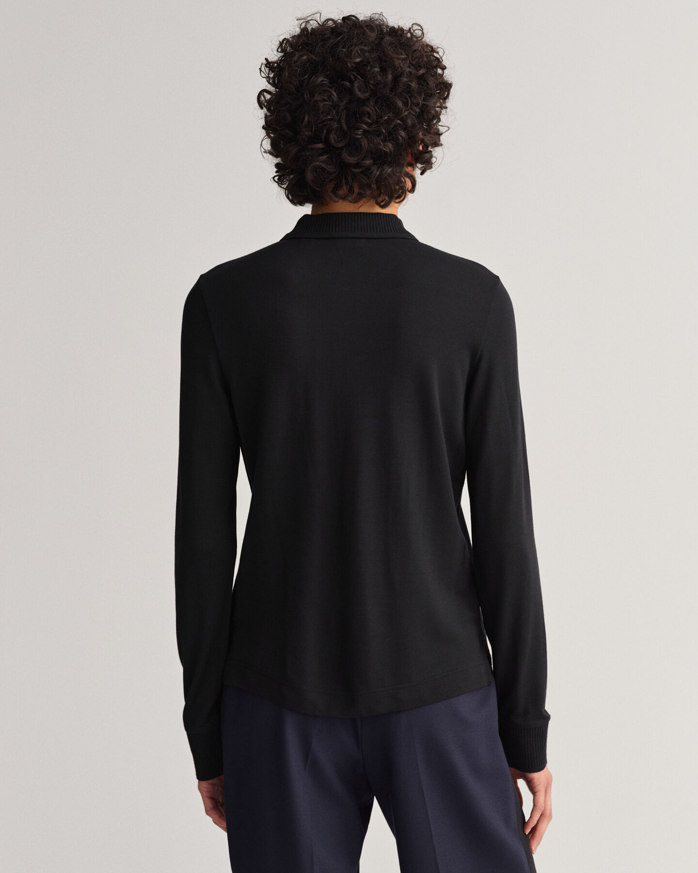 Pitk&auml;hihainen Detail Collar ‑pikeepaita