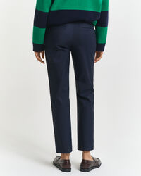 Slim fit ‑mitoitetut housut