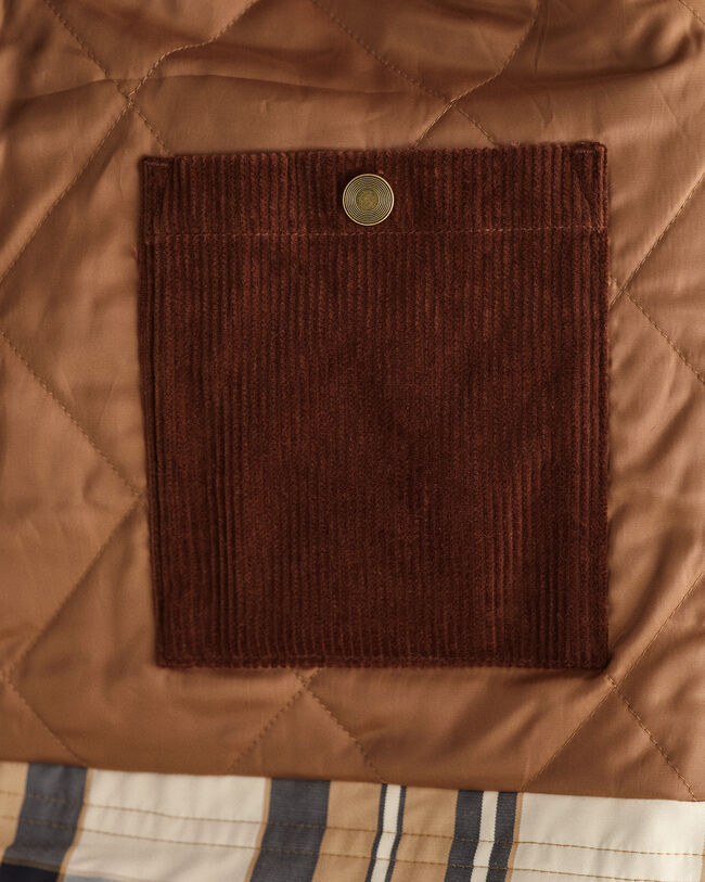 Ruudullinen lyhyt takki