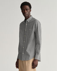 Regular&nbsp;fit ‑mitoitettu gingham-ruutuinen paita broadcloth-kankaasta