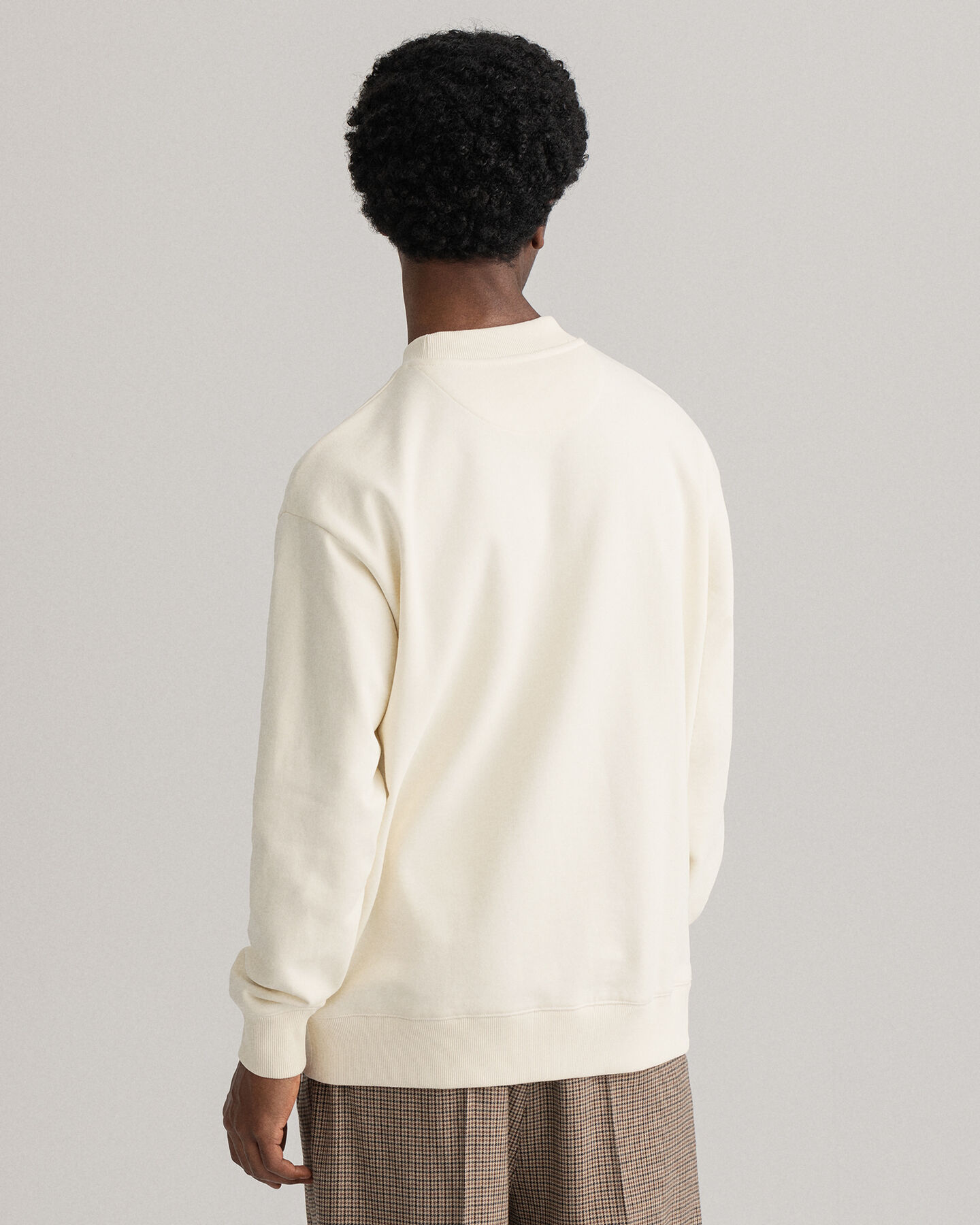 Collegiate&nbsp;G ‑neulepusero, py&ouml;re&auml; p&auml;&auml;ntie