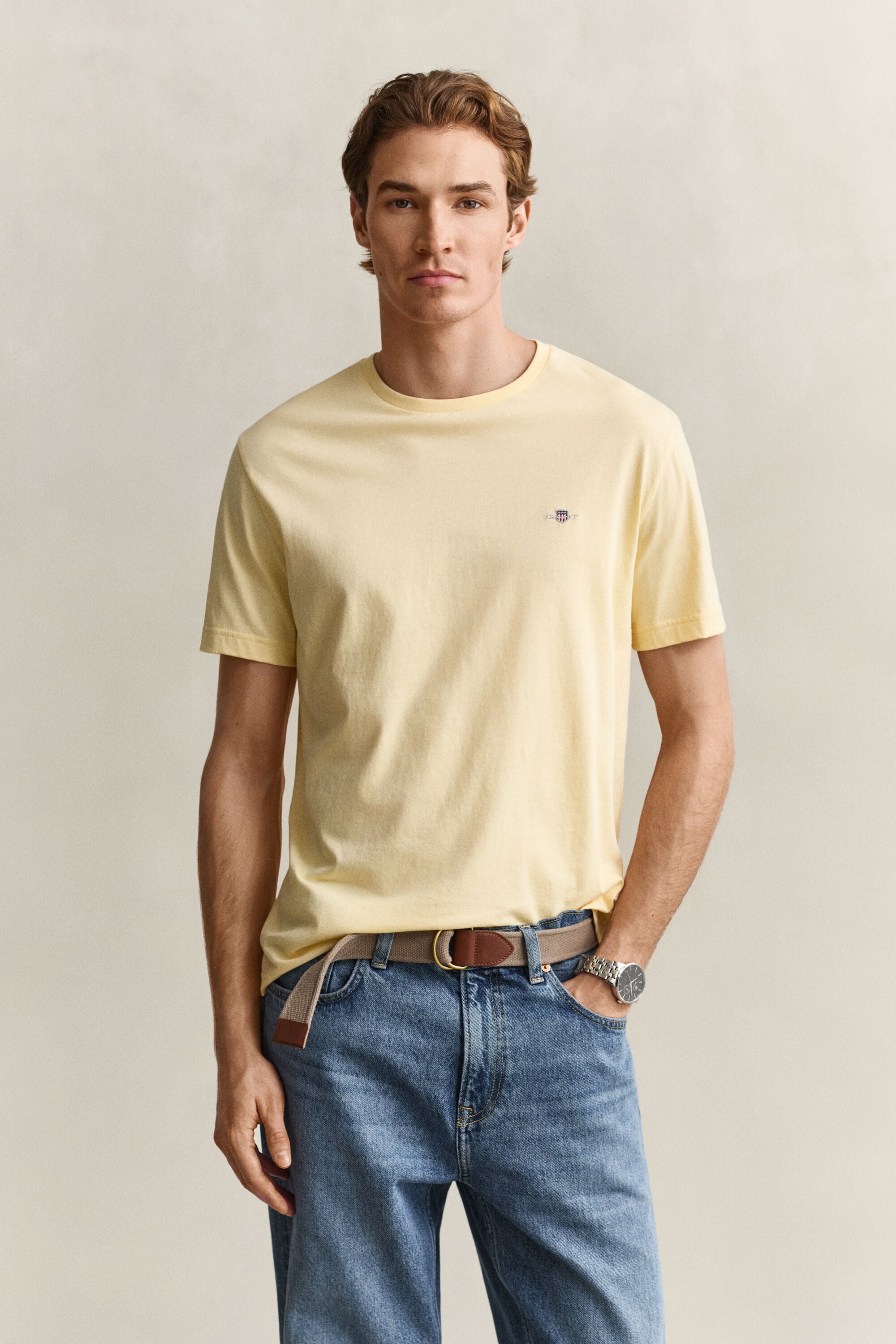 Regular fit ‑mitoitettu Shield-t‑paita