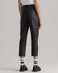 Korkeavyötäröiset nilkkapituiset nahkahousut