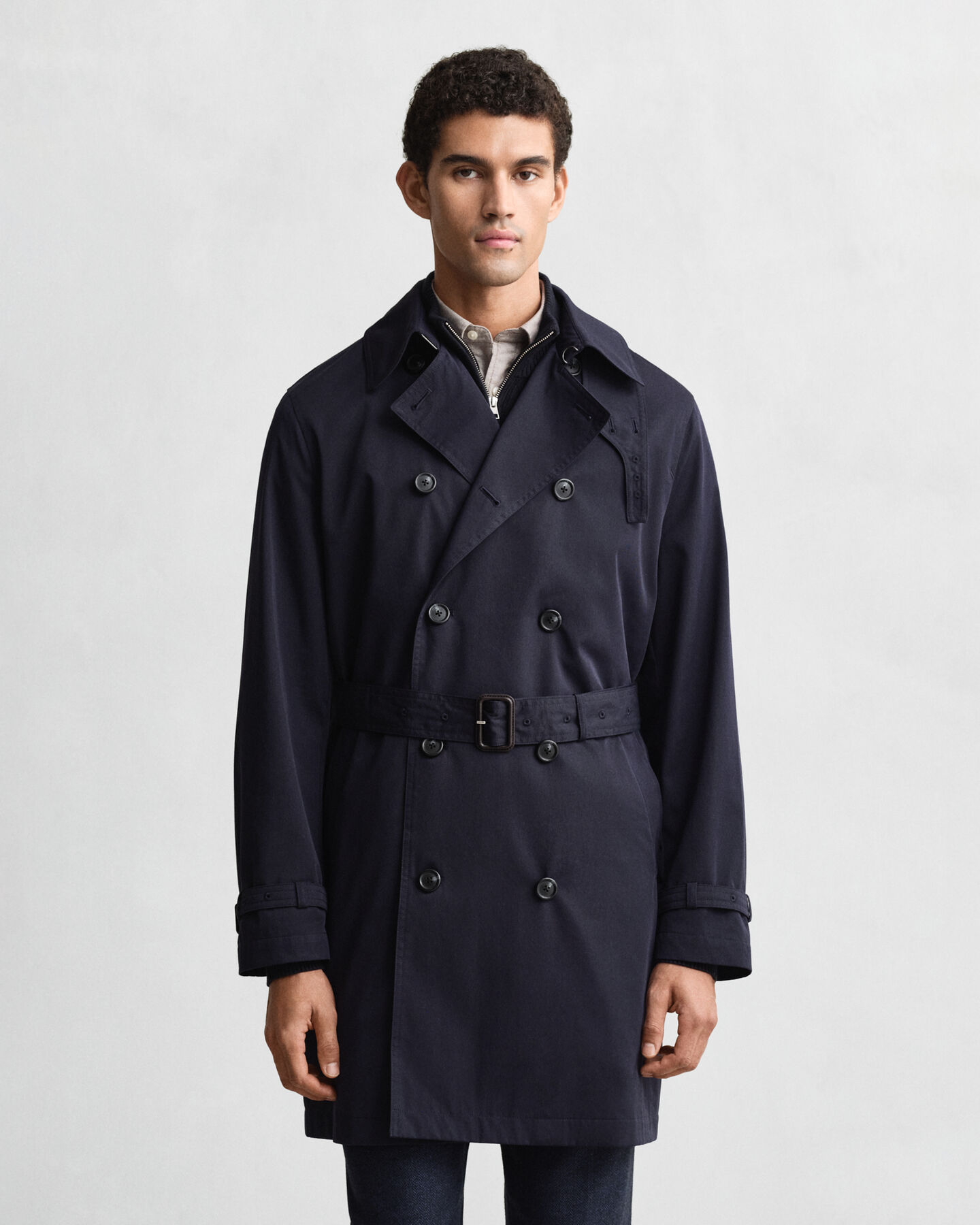 Puuvillasekoitteinen trenssitakki