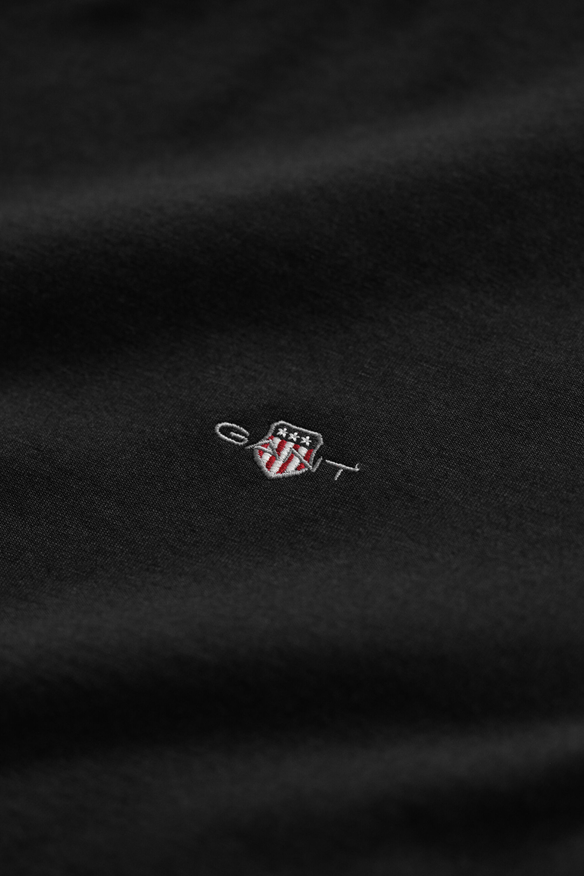 Regular fit ‑mitoitettu Shield-t‑paita