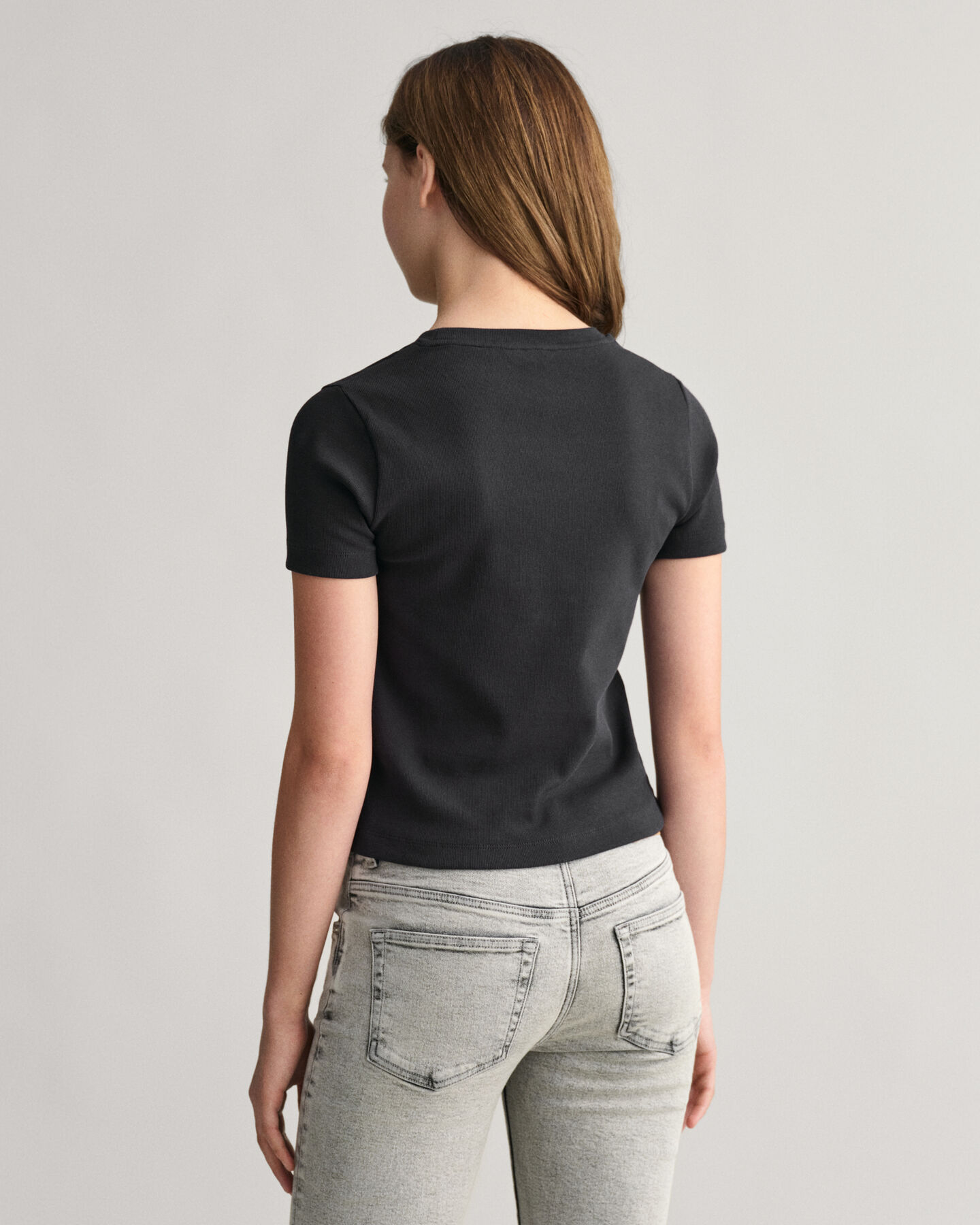 Teen Girls ‑malliston ribbineulottu Shield‑t‑paita