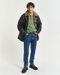 Regular fit ‑mitoitetut Clean Wash ‑farkut