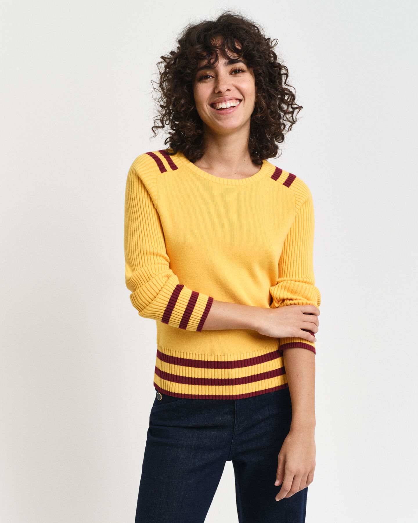 Kontrastiv&auml;rinen neulepusero, py&ouml;re&auml; p&auml;&auml;ntie